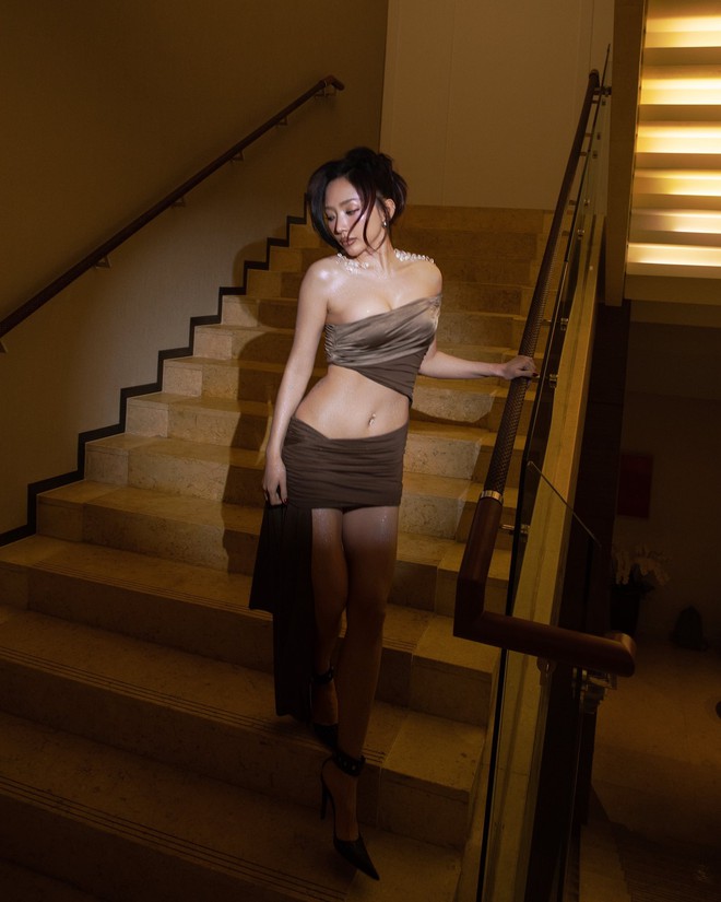 Tóc Tiên dáng săn chắc, nhan sắc miễn chê nhờ chăm làm 1 việc mỗi tuần, nhiều chị em không dám học theo vì sợ… xấu- Ảnh 7. Tóc Tiên dáng săn chắc, nhan sắc miễn chê nhờ chăm làm 1 việc mỗi tuần, nhiều chị em không dám học theo vì sợ… xấu- Ảnh 7.