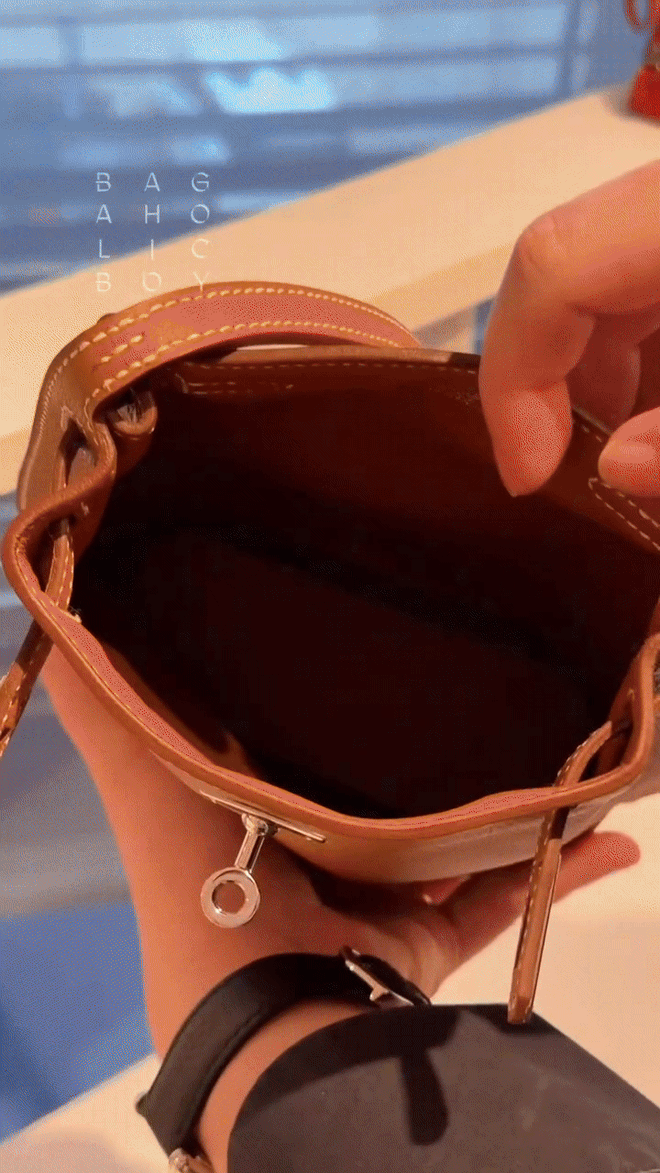 Hermès tiếp tục tạo cơn sốt với phiên bản nâng cấp từ 1 chiếc túi huyền thoại- Ảnh 6. Hermès tiếp tục tạo cơn sốt với phiên bản nâng cấp từ 1 chiếc túi huyền thoại- Ảnh 6.