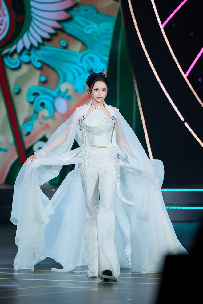 Diva Mỹ Linh khen th&iacute; sinh Sao Mai Đo&agrave;n Linh tr&ecirc;n s&oacute;ng VTV, n&oacute;i thẳng: "Đừng l&agrave;m chị thất vọng nh&eacute;"- Ảnh 7.