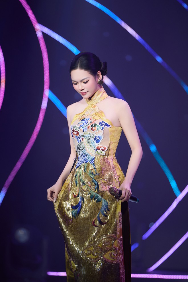 Diva Mỹ Linh khen th&iacute; sinh Sao Mai Đo&agrave;n Linh tr&ecirc;n s&oacute;ng VTV, n&oacute;i thẳng: "Đừng l&agrave;m chị thất vọng nh&eacute;"- Ảnh 2.