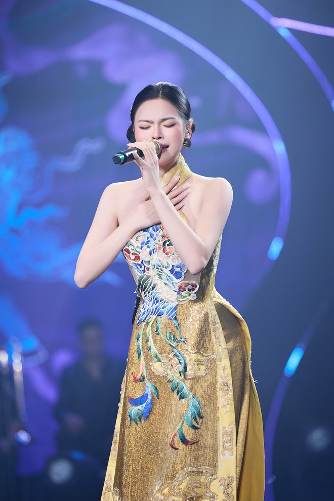 Diva Mỹ Linh khen th&iacute; sinh Sao Mai Đo&agrave;n Linh tr&ecirc;n s&oacute;ng VTV, n&oacute;i thẳng: "Đừng l&agrave;m chị thất vọng nh&eacute;"- Ảnh 3.