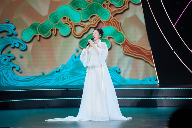 Diva Mỹ Linh khen th&iacute; sinh Sao Mai Đo&agrave;n Linh tr&ecirc;n s&oacute;ng VTV, n&oacute;i thẳng: "Đừng l&agrave;m chị thất vọng nh&eacute;"- Ảnh 8.