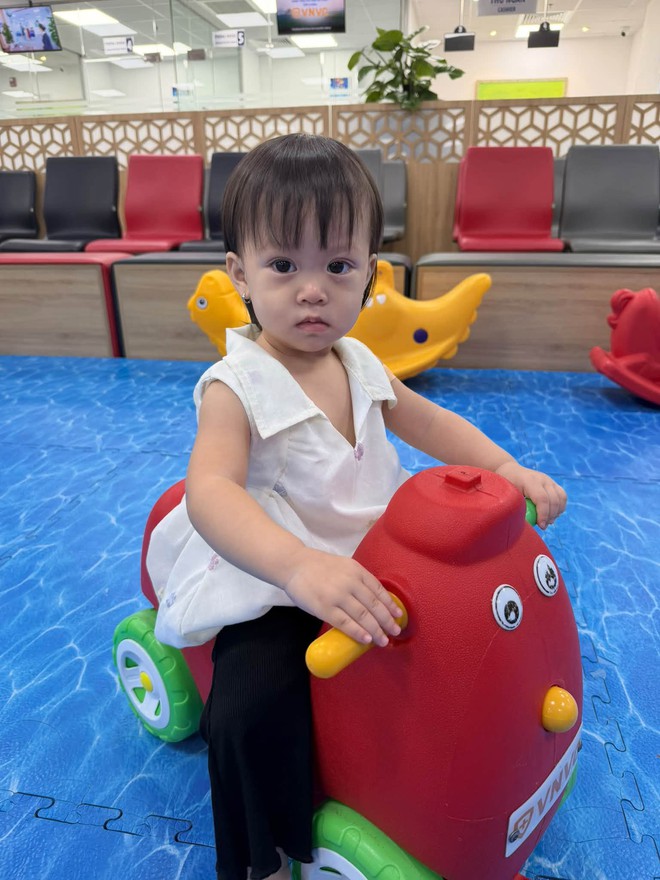 Con gái Quỳnh Lương chỉ ăn 4 món, sụt cân khiến nữ diễn viên lo lắng - Ảnh 2.