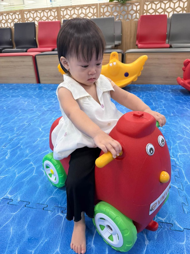 Con gái Quỳnh Lương chỉ ăn 4 món, sụt cân khiến nữ diễn viên lo lắng - Ảnh 3.