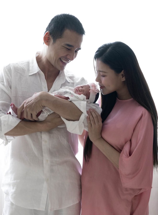 Lương Thế Th&agrave;nh - Th&uacute;y Diễm lần đầu h&eacute; lộ diện mạo con g&aacute;i &uacute;t, d&acirc;n mạng dự đo&aacute;n sẽ l&agrave; cực phẩm nhan sắc- Ảnh 2.
