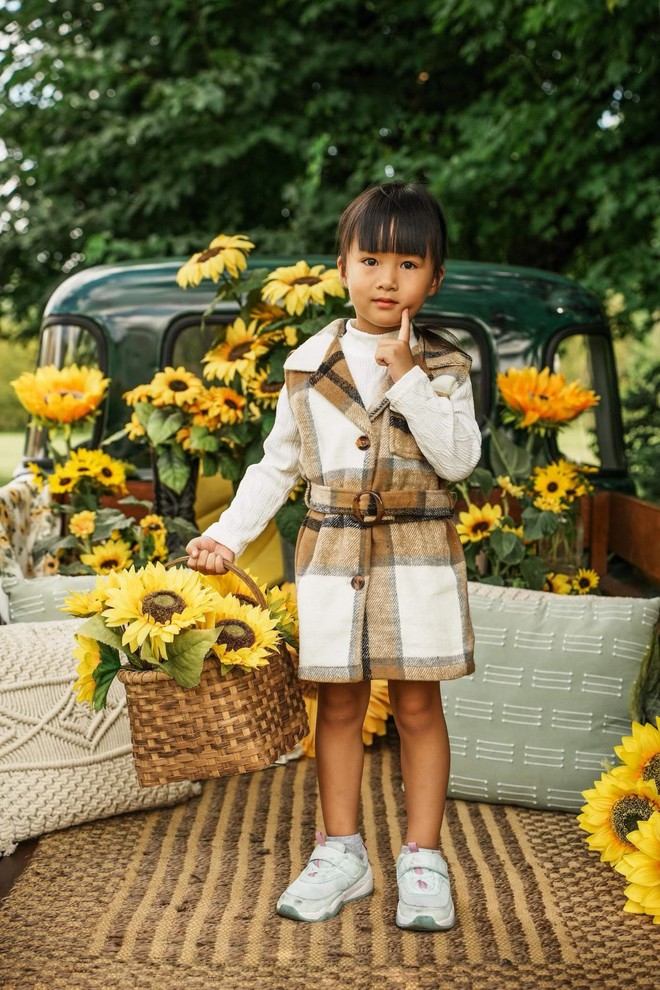 Xuân Mai “Con cò bé bé” hiếm hoi cho 3 con lên sóng, tiết lộ các con không thích nghe nhạc của mẹ- Ảnh 4.
