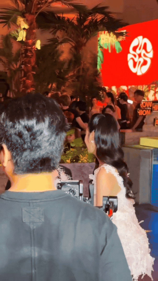 &ldquo;D&acirc;u h&agrave;o m&ocirc;n&rdquo; Midu diện đầm giấu d&aacute;ng, nghi vấn c&oacute; tin vui ở tuổi 37 - Ảnh 1.