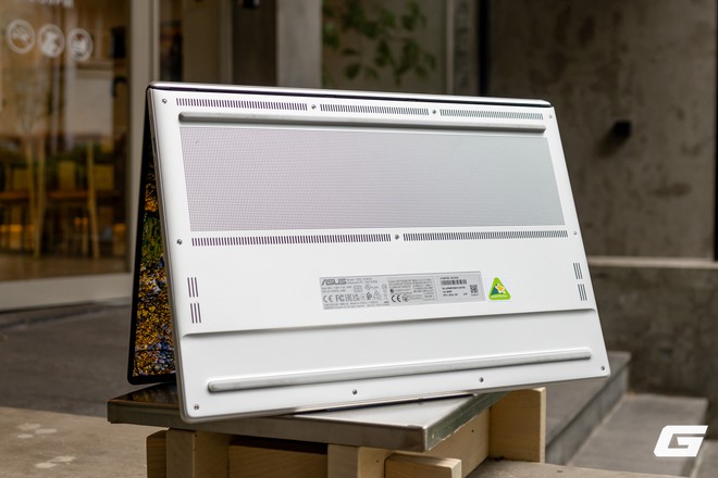 Tr&ecirc;n tay một trong những chiếc laptop đầu ti&ecirc;n chạy nền tảng RTX Spark, gi&aacute; gần 200 triệu đồng - Ảnh 40.
