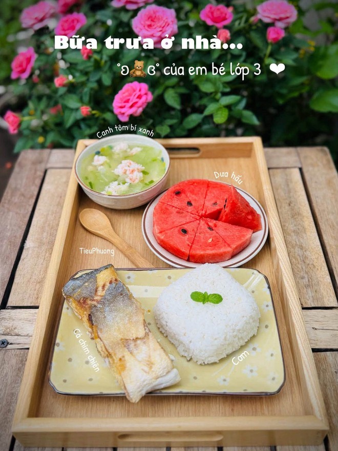 Mẹ Đ&agrave; Nẵng khoe loạt khay cơm cho con tiểu học, em b&eacute; n&oacute;i một c&acirc;u ai cũng thấy ấm l&ograve;ng  - Ảnh 8.