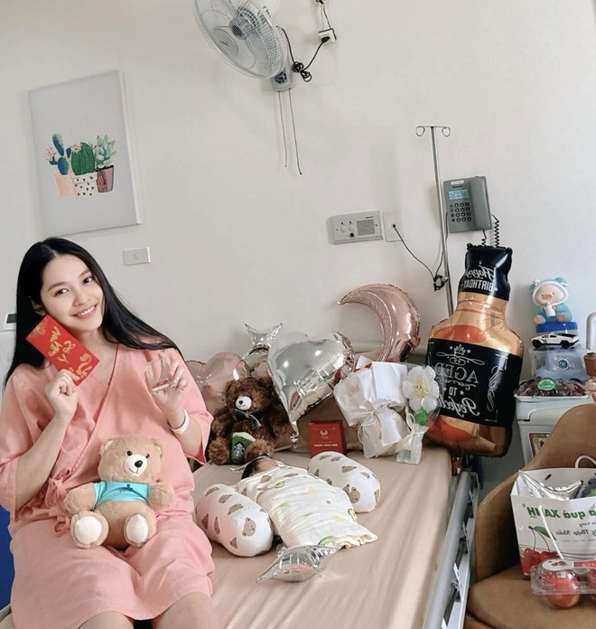 N&agrave;ng hậu Vbiz dự định &ldquo;sống chậm&rdquo; sau khi lấy chồng, nhưng lại ho&agrave;n to&agrave;n &ldquo;vỡ mộng&rdquo; sau khi sinh con - Ảnh 2.