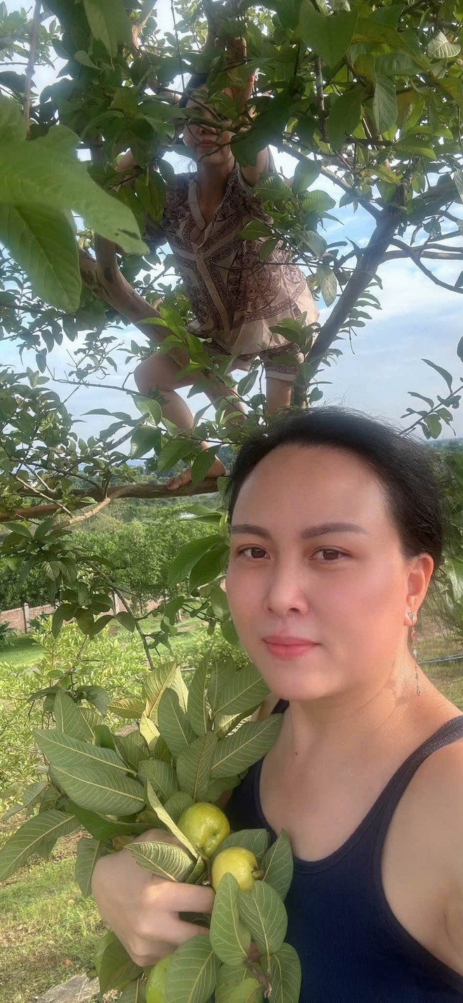Đừng để tuổi U40 giới hạn bạn: Nhìn lối sống "nghiện" vận động của Phượng Chanel mới thấy phụ nữ càng độc lập càng cuốn hút! - Ảnh 8.