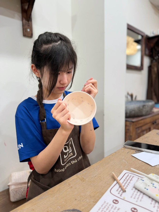 2 con gái Hoa hậu Jennifer Phạm xinh xắn chuẩn mỹ nhân, dự báo nhan sắc lấn lướt mẹ khi trưởng thành - Ảnh 2.