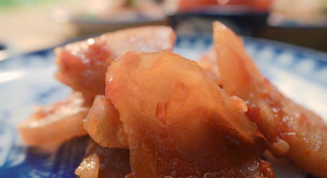 Nếu đến Huế chưa biết ăn gì, xem ngay Quán Nhà Haha: Từ xôi thịt hon đến cá kình kho, món nào cũng đậm vị Cố đô - Ảnh 1.