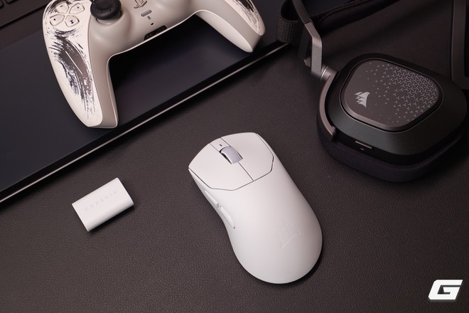 Trên tay bộ đôi Corsair SABRE v3 PRO và HS80 v2 MAX: Chuột siêu nhẹ 41g, tai nghe pin 130 giờ - Ảnh 13.