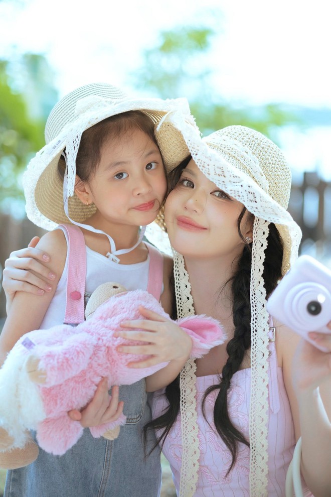Ngọc Trinh tiết lộ cách rèn cháu gái giữ nhà cửa gọn hàng, phụ huynh ai nấy đều cười bò - Ảnh 6.