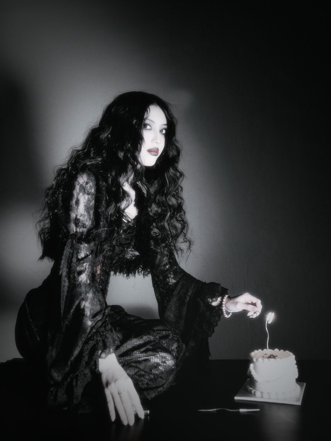 Hội nh&agrave; gi&agrave;u v&agrave; giới hot girl, TikToker đ&atilde; quẩy Halloween tưng bừng: Ai cũng h&oacute;a trang đỉnh, chấm 10 điểm mỏi tay - Ảnh 35.