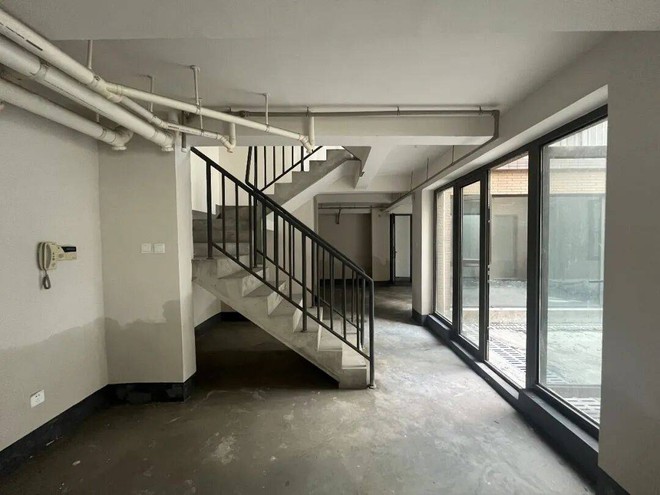 Vợ chồng SN 1992 thu&ecirc; nh&agrave; rộng 350m2: K&yacute; hợp đồng 5 năm, mỗi th&aacute;ng trả 18,3 triệu đồng- Ảnh 3.