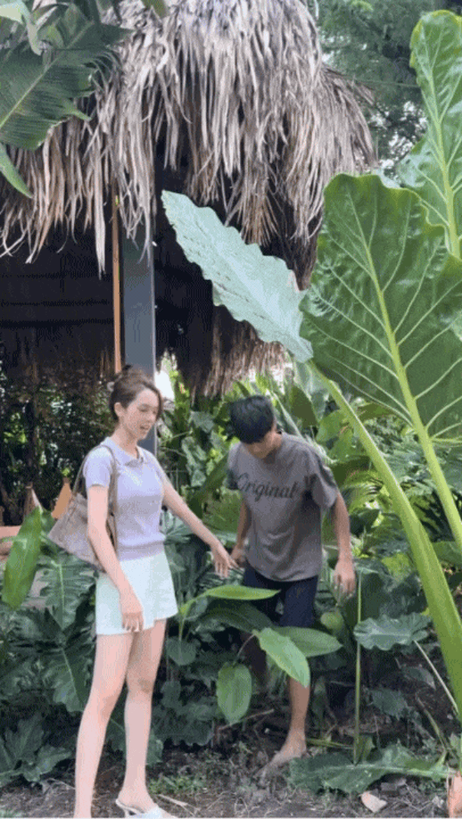 Mẹ đơn th&acirc;n Ph&uacute; Thọ lấy chồng thiếu gia: Sống trong resort ngh&igrave;n tỷ nhưng kh&ocirc;ng khoe đồng hồ, xe sang m&agrave; lại say sưa review ph&acirc;n b&oacute;n- Ảnh 4.