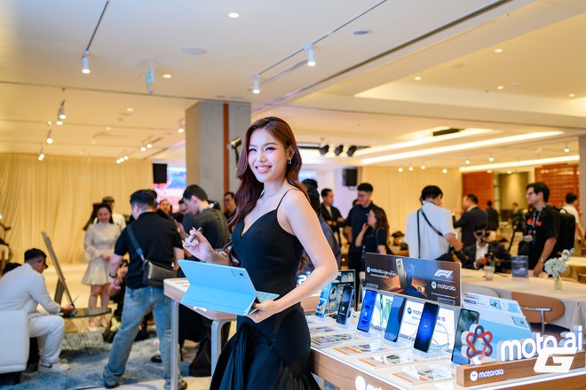 Motorola mang loạt m&aacute;y t&iacute;nh bảng Moto Pad đến Việt Nam: C&acirc;n thoải m&aacute;i từ học tập, giải tr&iacute; đến l&agrave;m việc- Ảnh 22.