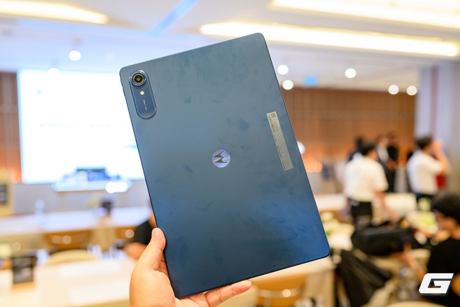 Motorola mang loạt m&aacute;y t&iacute;nh bảng Moto Pad đến Việt Nam: C&acirc;n thoải m&aacute;i từ học tập, giải tr&iacute; đến l&agrave;m việc- Ảnh 12.
