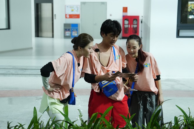 C&ocirc; g&aacute;i khiến d&agrave;n sao Running Man Vietnam kh&oacute;c nức nở: Nhan sắc g&acirc;y thương nhớ, danh t&iacute;nh c&agrave;ng bất ngờ- Ảnh 9.