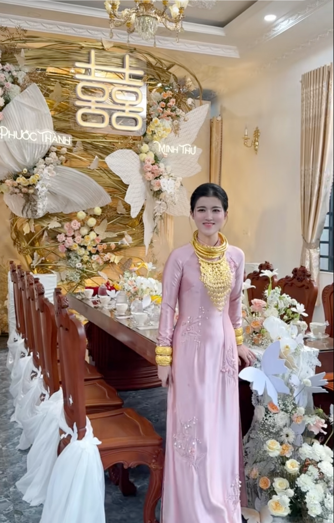 Đám cưới hào môn hot dần dần MXH: Thiếu gia ngành xăng dầu cưới ái nữ tiệm vàng- Ảnh 17.