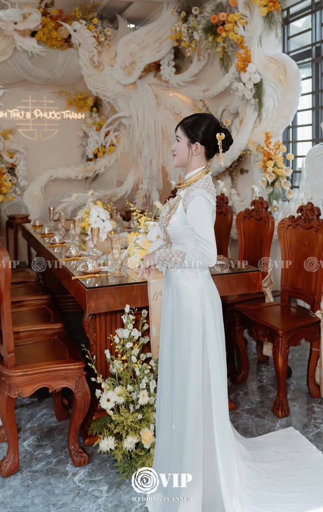 Đám cưới hào môn hot dần dần MXH: Thiếu gia ngành xăng dầu cưới ái nữ tiệm vàng- Ảnh 10.