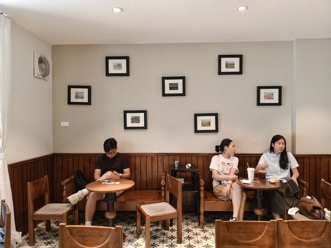 Đ&acirc;y l&agrave; OPPO A7 Pro 5G: Smartphone d&ograve;ng A đầu ti&ecirc;n khiến m&igrave;nh chủ động lật camera selfie khi đi chơi - Ảnh 15.