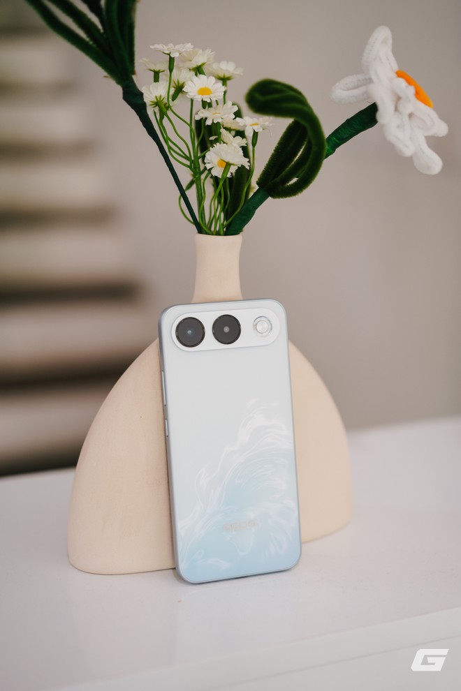 Đ&acirc;y l&agrave; OPPO A7 Pro 5G: Smartphone d&ograve;ng A đầu ti&ecirc;n khiến m&igrave;nh chủ động lật camera selfie khi đi chơi - Ảnh 26.