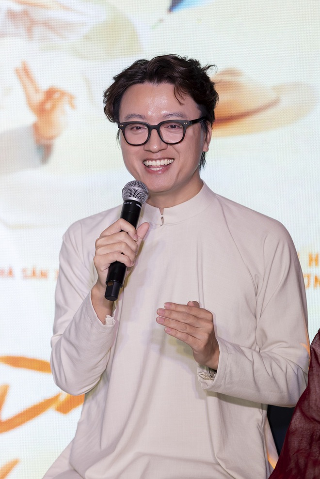 NSND Kim Xu&acirc;n kể chuyện đ&oacute;ng phim Nh&agrave; m&igrave;nh đi th&ocirc;i: "L&uacute;c đ&oacute; ch&uacute;ng t&ocirc;i run lắm"- Ảnh 2.