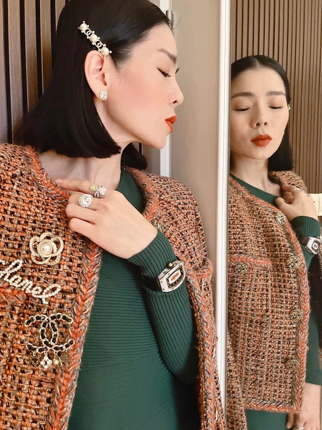 Mỹ nh&acirc;n showbiz Việt: Người d&ugrave;ng k&eacute;t sắt đựng kim cương, người tụt mood l&agrave; ti&ecirc;u tiền tỷ- Ảnh 6.