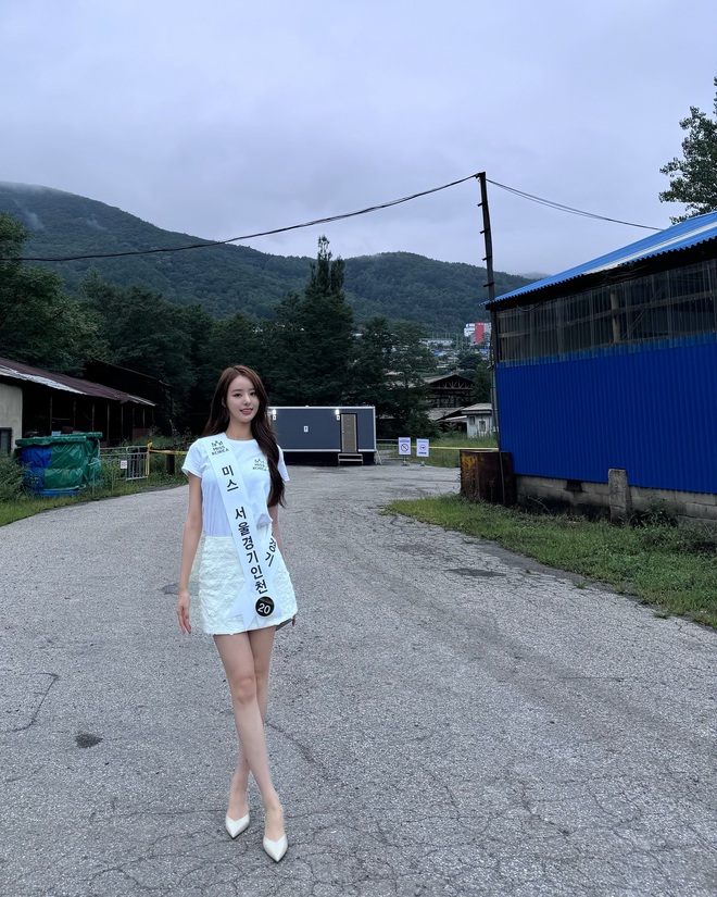 Mỹ nh&acirc;n l&agrave; "học b&aacute;" đỉnh nhất Single's Inferno: Xinh như Jang Wonyoung, đọc profile ai cũng cho&aacute;ng- Ảnh 2.