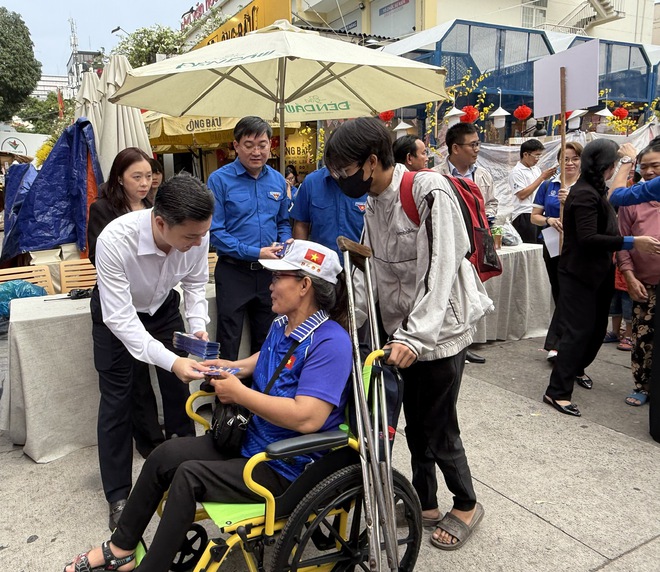 C&oacute; một chương tr&igrave;nh &yacute; nghĩa như thế &ldquo; Mang tết về nh&agrave;&rdquo; - Ảnh 2.