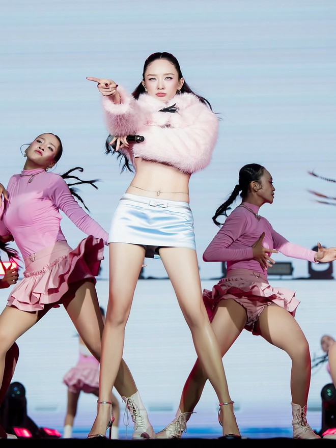 T&oacute;c Ti&ecirc;n bị phản ứng v&igrave; v&aacute;y qu&aacute; ngắn- Ảnh 11.