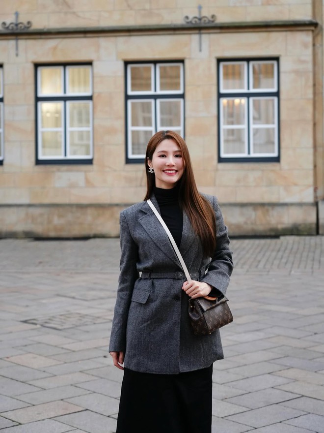 Vbiz có 4 mỹ nhân tuổi Ngọ mặc đẹp: Huyền Lizzie, Lan Ngọc có phải Top 1?- Ảnh 16. Vbiz có 4 mỹ nhân tuổi Ngọ mặc đẹp: Huyền Lizzie, Lan Ngọc có phải Top 1?- Ảnh 16.