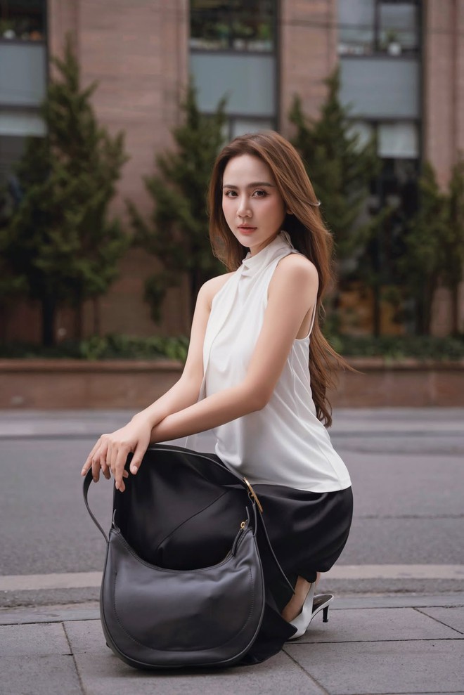 Vbiz có 4 mỹ nhân tuổi Ngọ mặc đẹp: Huyền Lizzie, Lan Ngọc có phải Top 1?- Ảnh 2. Vbiz có 4 mỹ nhân tuổi Ngọ mặc đẹp: Huyền Lizzie, Lan Ngọc có phải Top 1?- Ảnh 2.