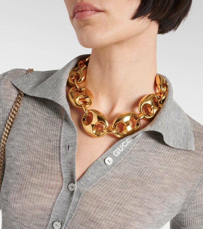 Tết nhất Chi Pu đeo v&agrave;ng nặng người, fan vội hỏi tr&ecirc;n cổ đang l&agrave; mấy chục c&acirc;y?- Ảnh 7.