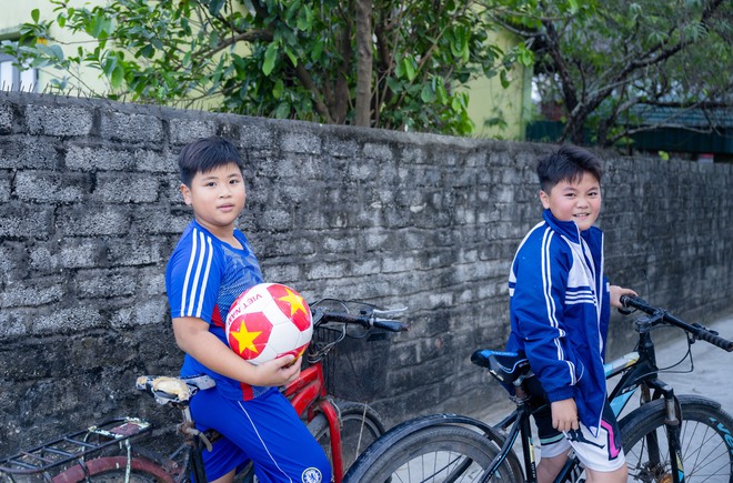 Về Nghệ An phỏng vấn Cao Văn B&igrave;nh: Th&iacute;ch con g&aacute;i c&oacute; học thức, cao tr&ecirc;n 1m50 v&agrave; dễ thương một ch&uacute;t!- Ảnh 3.