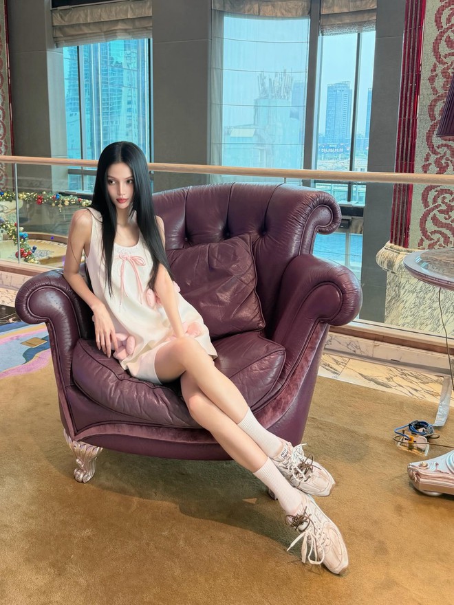 Mẫu Việt nặng 35kg tự tin khoe eo mỏng d&iacute;nh, thẳng thắn đ&aacute;p trả khi bị n&oacute;i &ldquo;tr&ocirc;ng sợ&rdquo;- Ảnh 8.