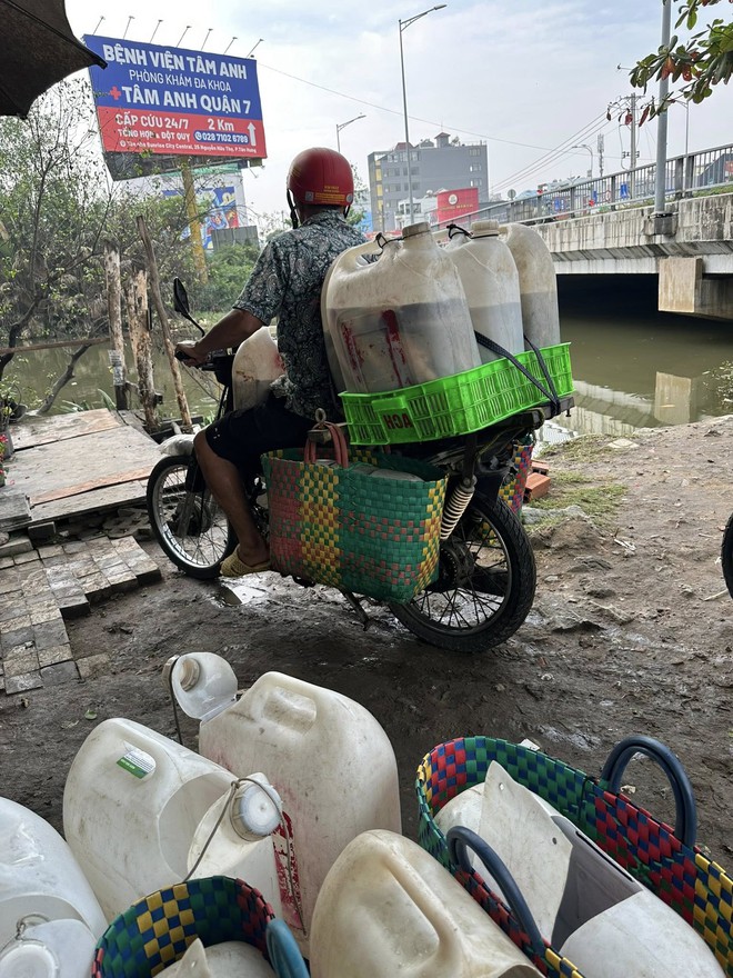 Nam MC đ&igrave;nh đ&aacute;m n&oacute;i thẳng một điều về ng&agrave;y v&iacute;a Thần T&agrave;i: "Chẳng phải để khoe m&agrave; l&agrave; để x&uacute;i" - Ảnh 2.