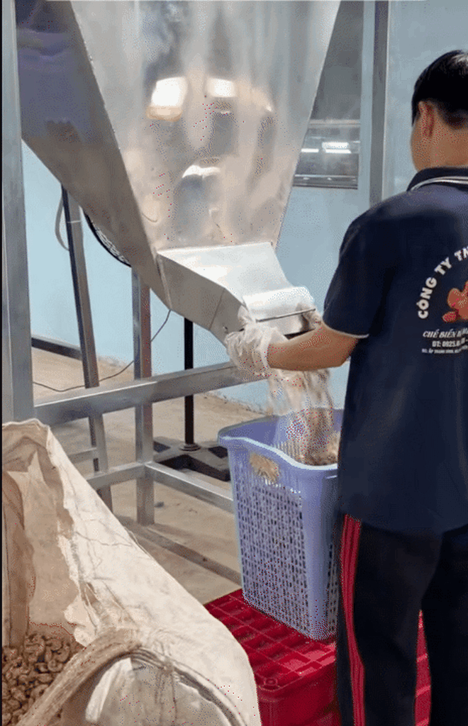 Cô dâu Tây Ninh lấy chồng Campuchia hé lộ “số phận” khoản tiền cưới bạc tỷ và "cơ ngơi hồi môn" triệu đô được bố mẹ tặng khi lấy chồng - Ảnh 3.