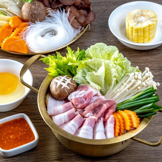 Mỹ nhân U80 vẫn không ngại diễn vai thiếu nữ: Có 4 mẹo chống nhăn ngăn già phụ nữ trung niên không nên bỏ qua - Ảnh 3.