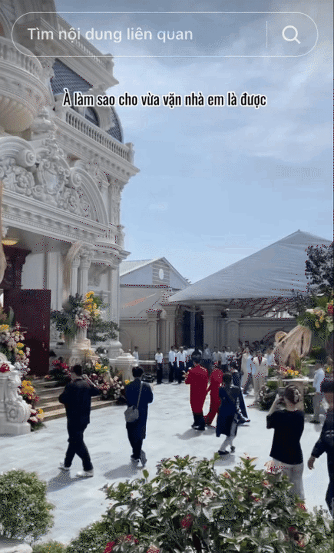 "Cậu cả" Bến Tre cưới vợ: Biệt phủ to nhất v&ugrave;ng được phủ k&iacute;n bằng 200 loại hoa, c&ocirc; d&acirc;u xinh như c&ocirc;ng ch&uacute;a- Ảnh 3.