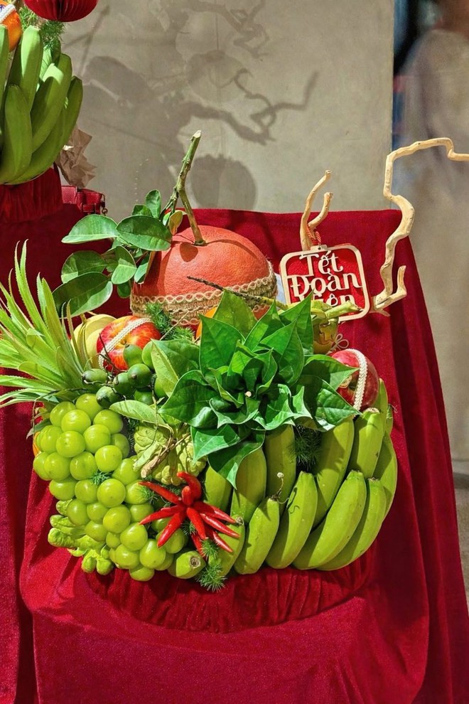 Chuyện tr&aacute;i dừa, quả chuối ng&agrave;y Tết: Bắc "&ocirc;m trọn", Nam "cầu vừa" v&agrave; b&agrave;i học văn h&oacute;a th&uacute; vị &iacute;t người biết - Ảnh 1.