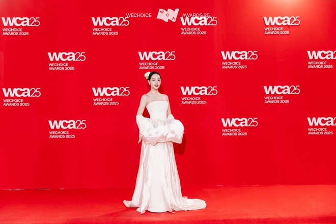 Khung h&igrave;nh đọ sắc đỉnh nhất WeChoice Awards 2025: Thanh Thuỷ v&agrave; Thu&yacute; Ng&acirc;n bất ph&acirc;n thắng bại- Ảnh 4.