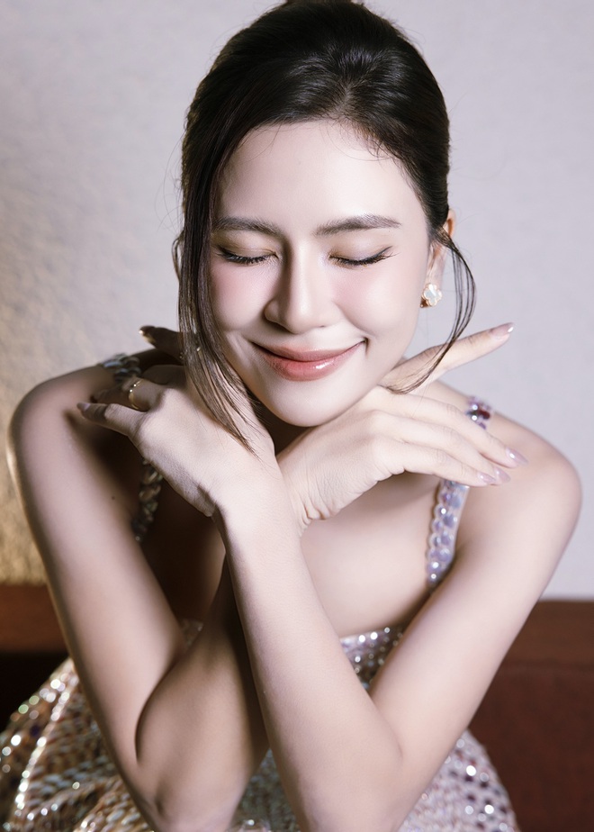 1 năm nh&igrave;n lại của ca sĩ H&agrave; Nhi- Ảnh 4.