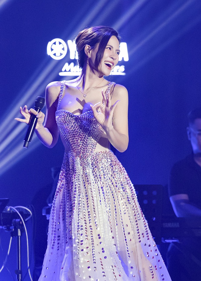 1 năm nh&igrave;n lại của ca sĩ H&agrave; Nhi- Ảnh 2.