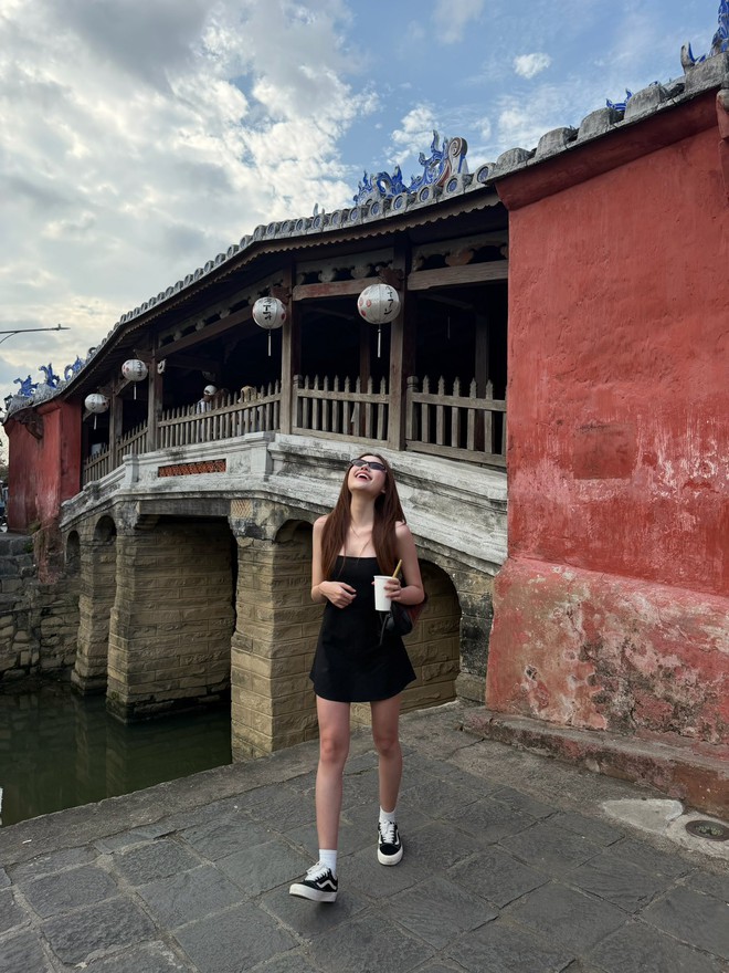 Em g&aacute;i Trấn Th&agrave;nh hậu giảm 12kg: Nhan sắc thăng hạng phi m&atilde;, gu thời trang l&ecirc;n hương, nhận mưa lời khen v&igrave; mặc đẹp- Ảnh 5.