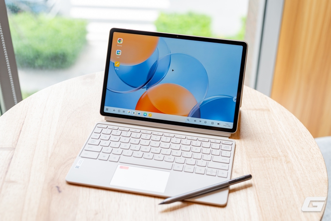 Trải nghiệm nhanh Lenovo Yoga Tab: Tablet AI liệu rằng đ&atilde; đủ để &ldquo;thay vai&rdquo; cho laptop?- Ảnh 7.