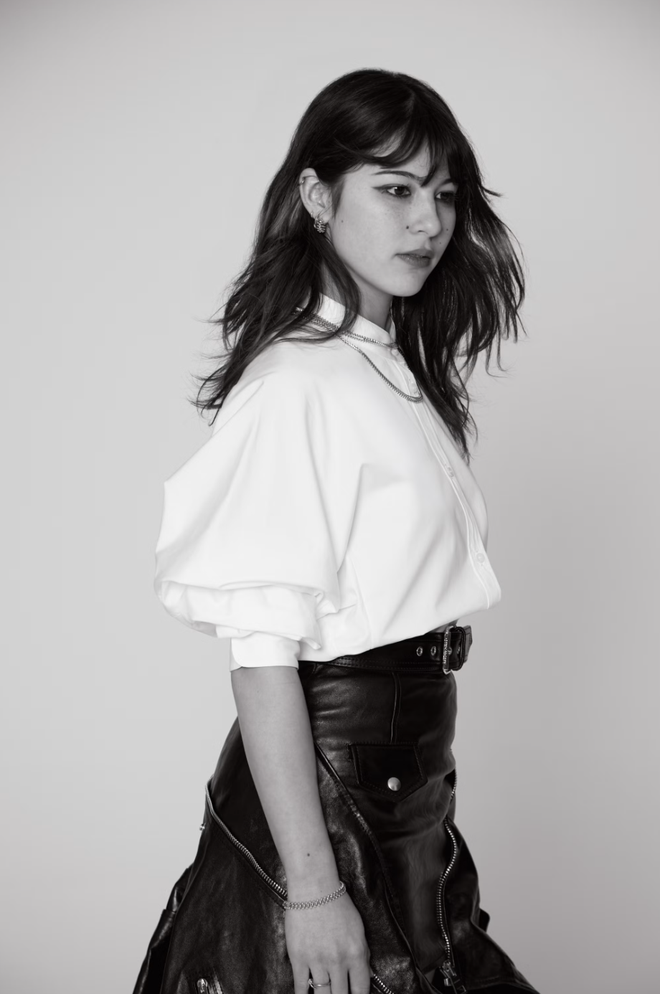 Giật trọn spotlight của Lisa lẫn Zendaya, Alysa Liu tại Paris Fashion Week ch&iacute;nh l&agrave; thứ bạn phải xem l&uacute;c n&agrave;y- Ảnh 16.